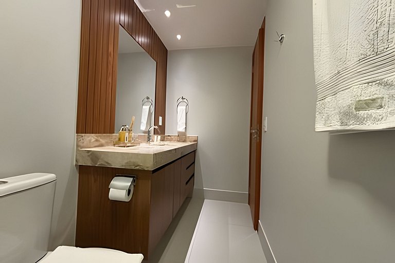 RTM15 - 2Q Garagem Ar-condicionado Total com Varanda