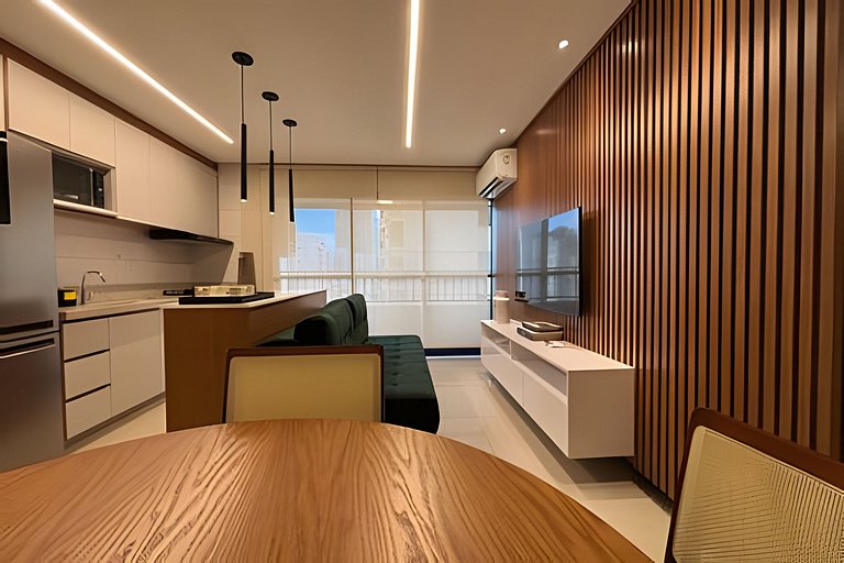 RTM15 - 2Q Garagem Ar-condicionado Total com Varanda