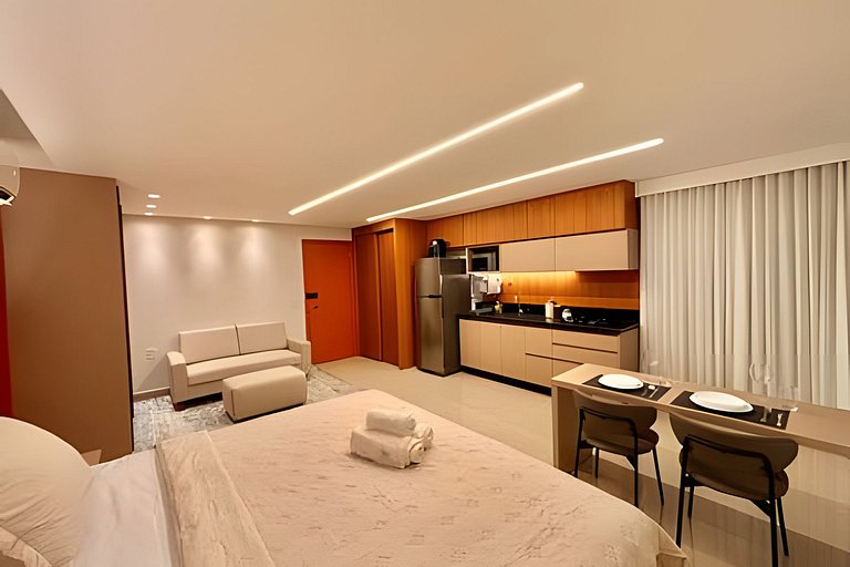 RTM12 - Studio Cama SuperKing Cozinha Completa e Varanda