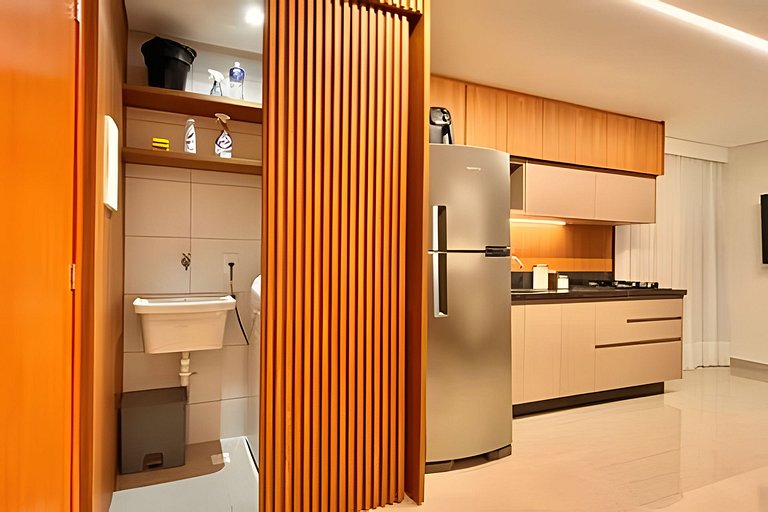 RTM12 - Studio Cama SuperKing Cozinha Completa e Varanda