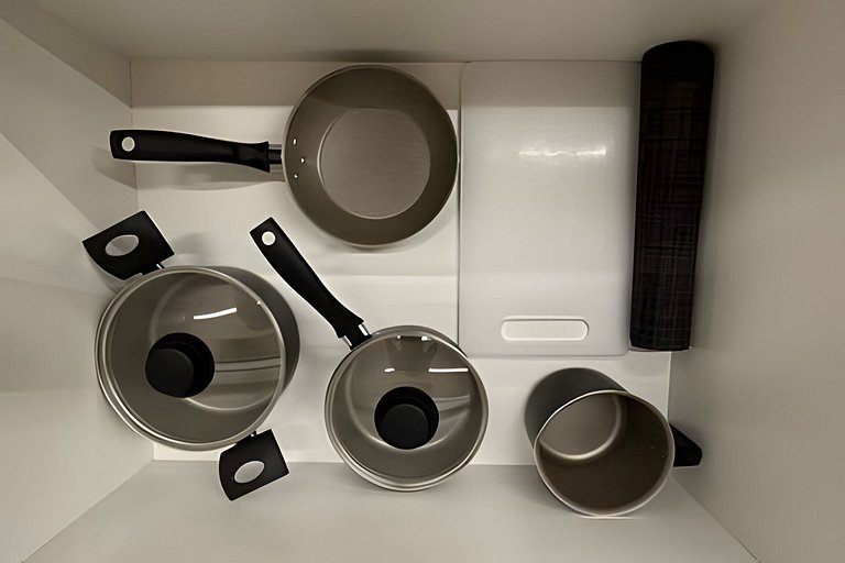 Flat Cama SuperKing Cozinha Completa com Varanda - RTM12