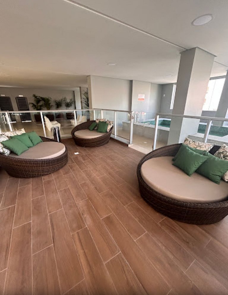 RTM12 - Studio Cama SuperKing Cozinha Completa e Varanda