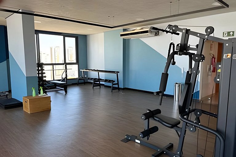 RTM12 - Studio Cama SuperKing Cozinha Completa e Varanda