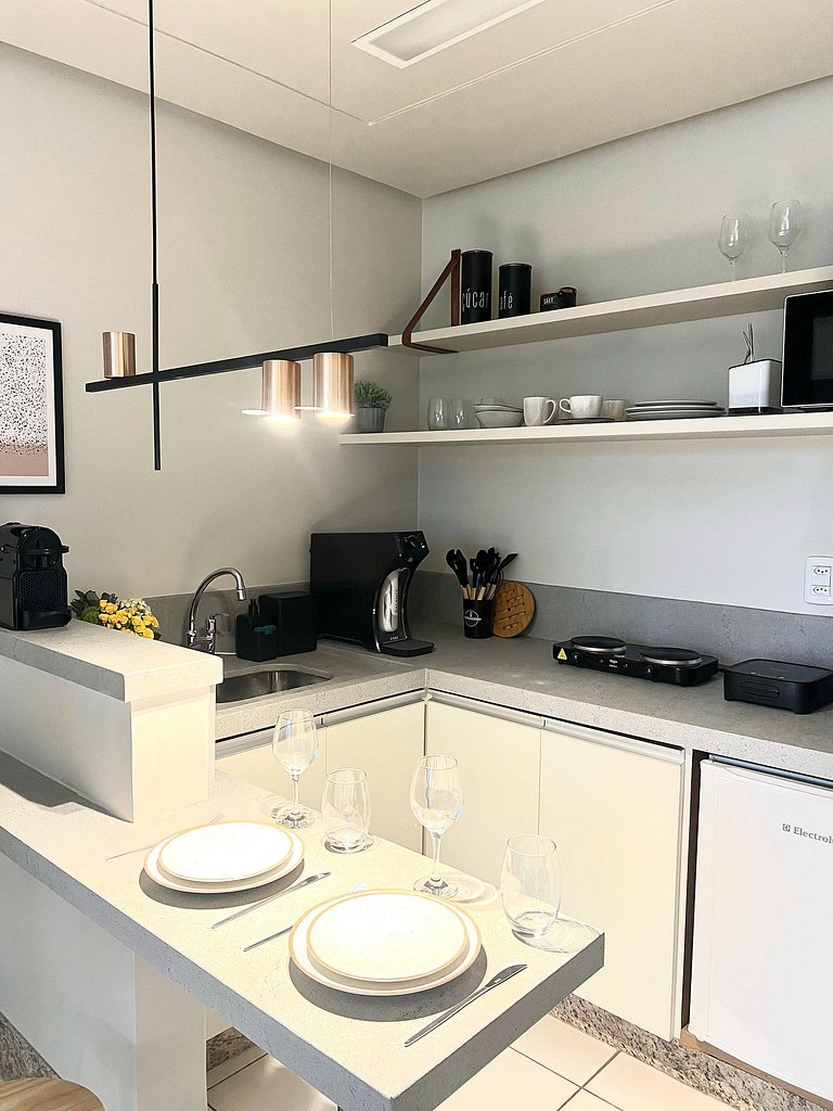 SUN30 - Flat Praça do Sol Cama Superking e Cozinha