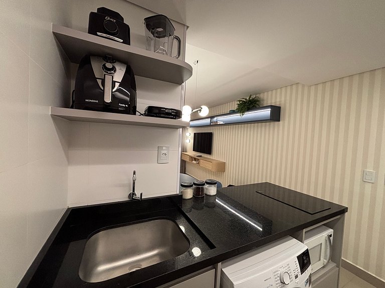 Flat Cama Superking Garagem Cozinha Completa - QSH35