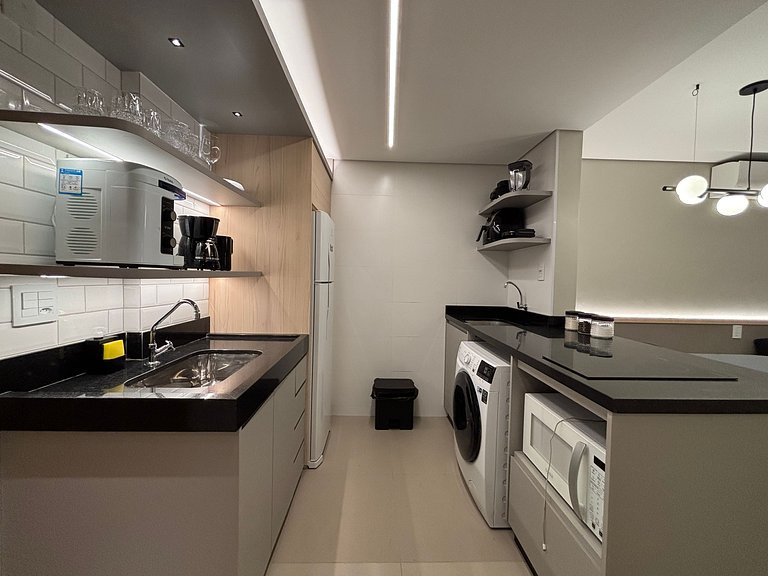 Flat Cama Superking Garagem Cozinha Completa - QSH35