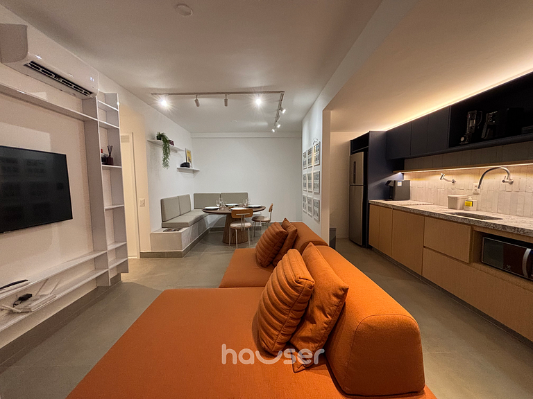 IDV80 - 2Q Garagem Ar-condicionado Total com Varanda