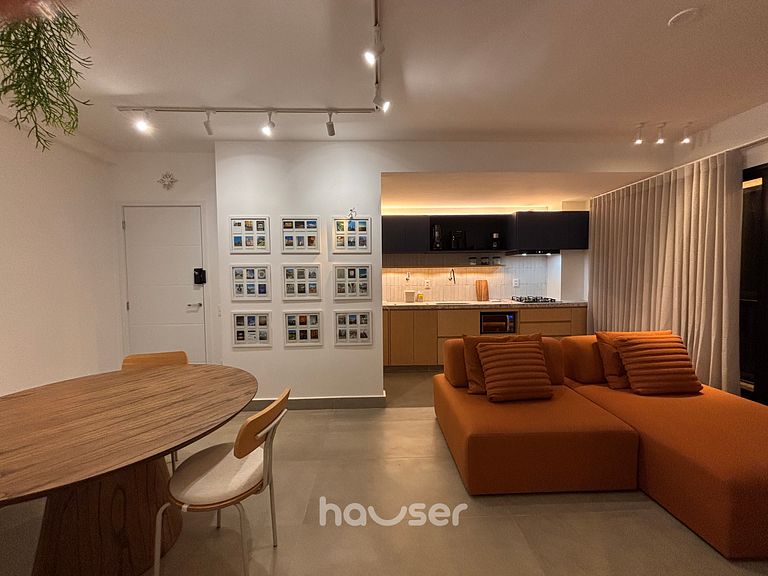 IDV80 - 2Q Garagem Ar-condicionado Total com Varanda