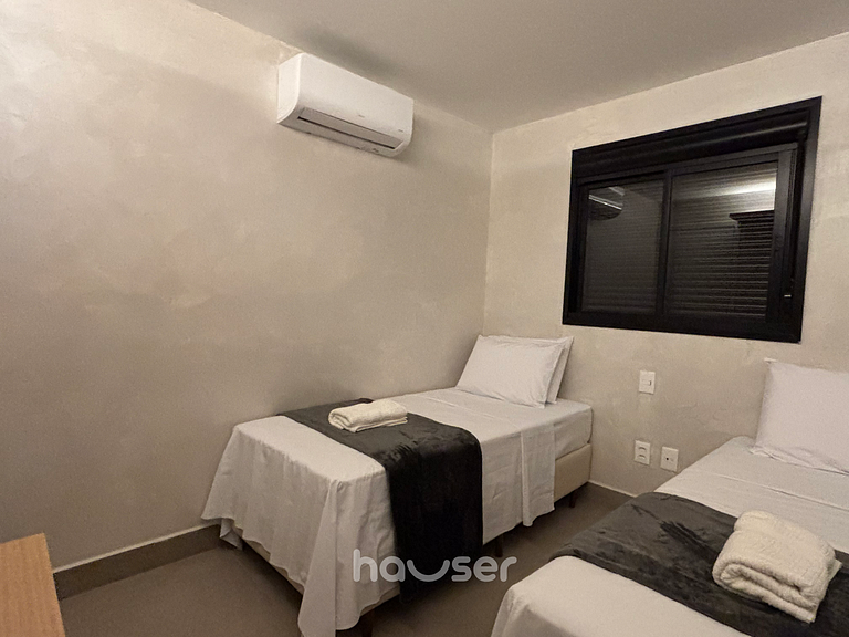 IDV80 - 2Q Garagem Ar-condicionado Total com Varanda